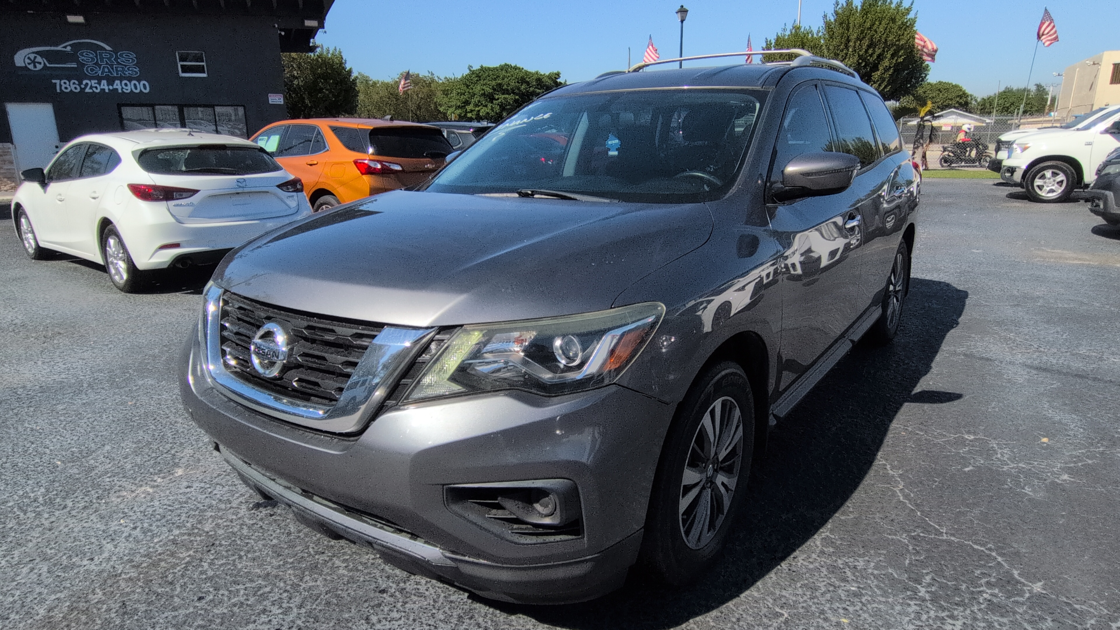 2017 NISSAN Pathfinder